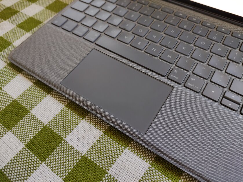 Обзор Logitech Combo Touch — лучшая клавиатура с трекпадом для iPad? — Трекпад. 1