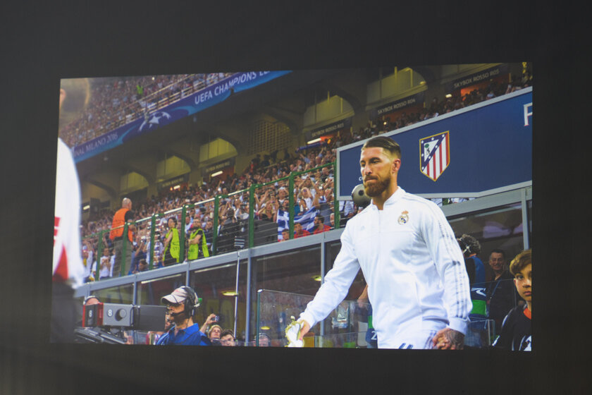 Чемпионат Европы по футболу в вашей гостиной: BenQ представила проектор TK850i
