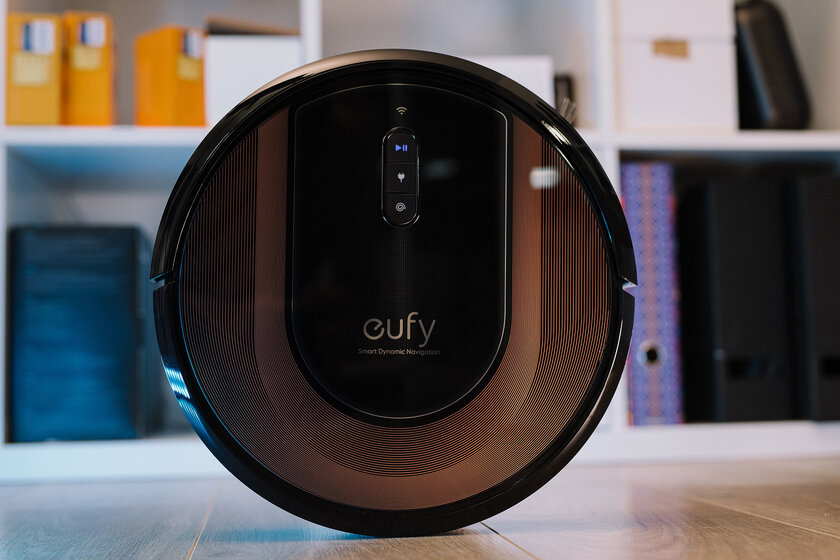 Умный, стильный и недорогой: обзор робота-пылесоса Eufy RoboVac G30 Hybrid