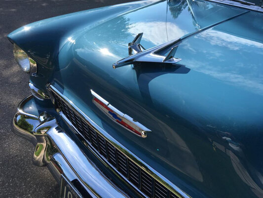 10 самых узнаваемых автомобильных маскотов — фигурок-талисманов на капотах машин — Jet Bird у Chevrolet. 3