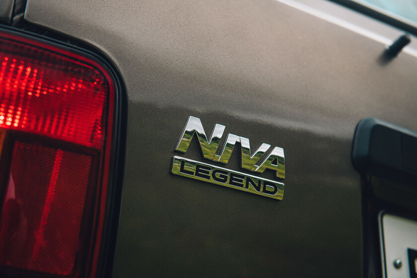 Первый в мире кроссовер? Тест-драйв Lada Niva Legend — Снаружи и внутри. 5