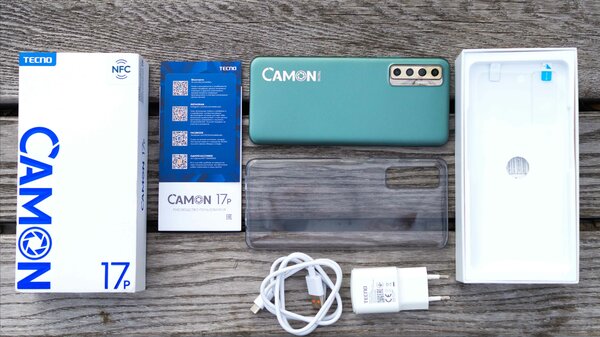 Хорошие камеры бывают и в среднем сегменте. Обзор смартфона Tecno Camon 17P — Комплектация и внешний вид. 1