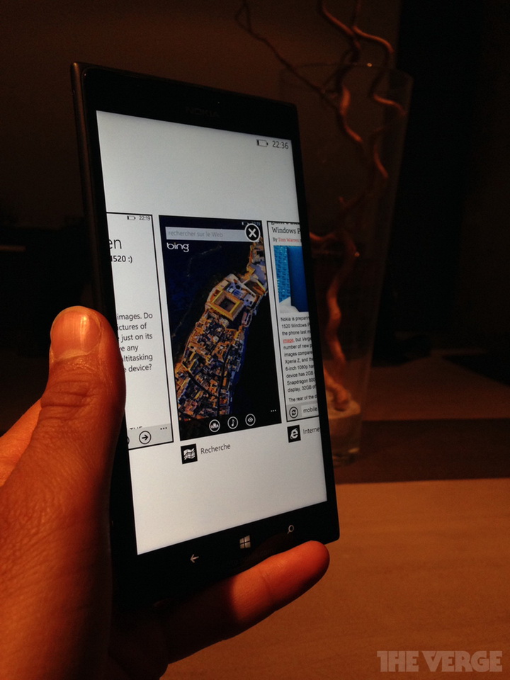Качественные фотографии смартфона Nokia Lumia 1520