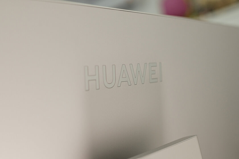 Офисный стандарт 3:2. Обзор монитора Huawei MateView
