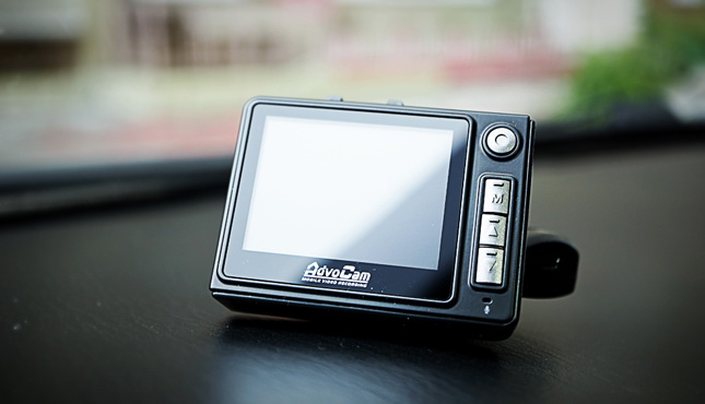 Маленький регистратор AdvoCam-FD2 Mini-GPS: размер имеет значение?