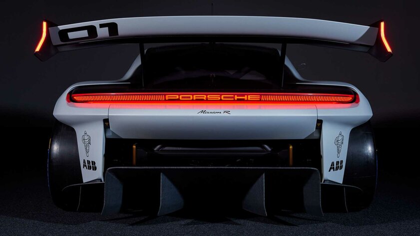 Porsche представила Mission R: гоночный электрокар на 1088 лошадей с нулевым вредом для экологии