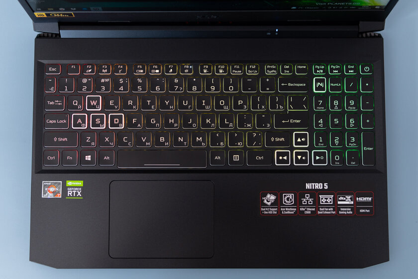 Игровой ноутбук по цене видеокарты. Обзор Acer Nitro 5 — Клавиатура и тачпад. 1