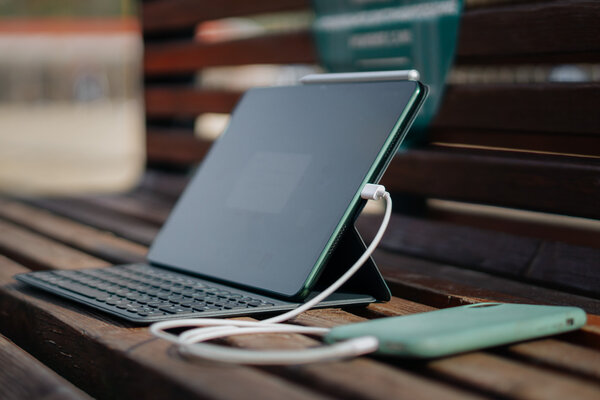 У iPad появился конкурент. Заменил ноутбук на Huawei MatePad 11 и доволен — Реальные кейсы использования. 2