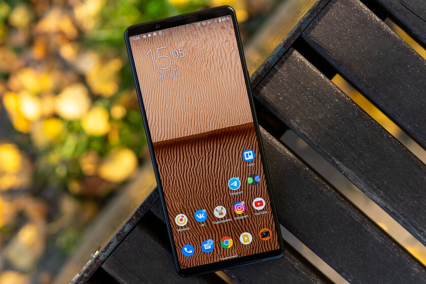 Необычный смартфон — это хорошо или плохо? Опыт использования Sony Xperia 1 III — Экран. 1