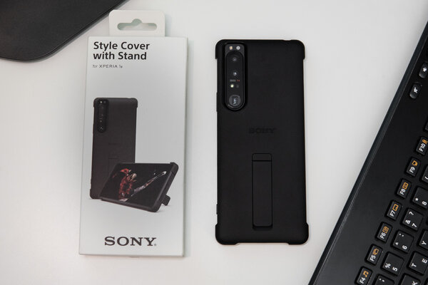 Необычный смартфон — это хорошо или плохо? Опыт использования Sony Xperia 1 III — Внешний вид. 5