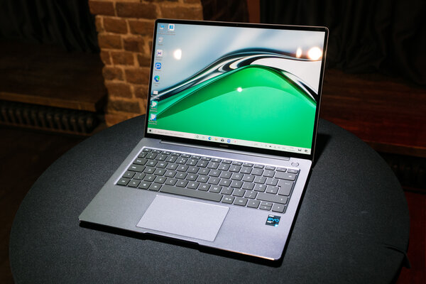 Huawei привезла в Россию ноутбуки MateBook 14s с экраном 90 Гц и Intel 11-го поколения
