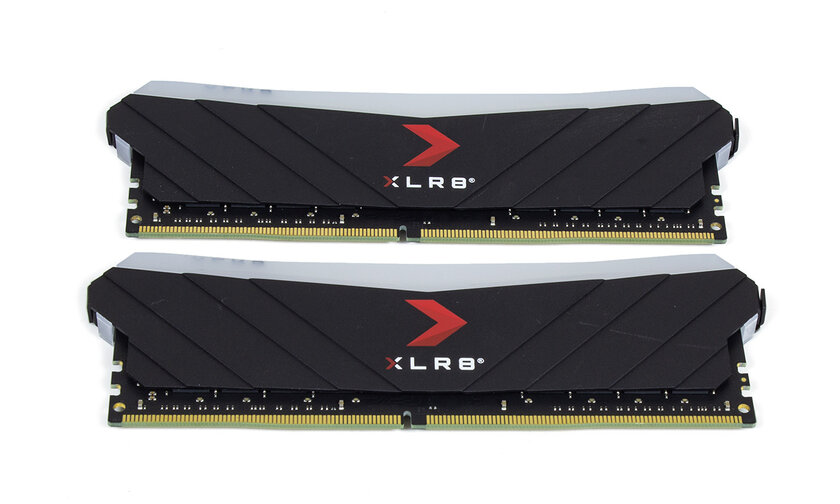 Обзор оперативной памяти PNY DDR4 XLR8 Gaming EPIC-X RGB 32 Гбайт: красота требует жертв — Внешний вид, спецификации. 3
