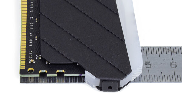 Обзор оперативной памяти PNY DDR4 XLR8 Gaming EPIC-X RGB 32 Гбайт: красота требует жертв — Внешний вид, спецификации. 4