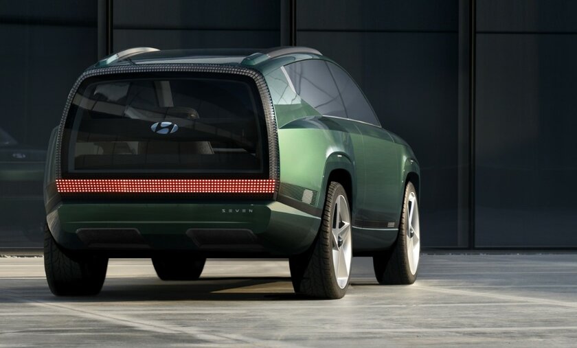 Внедорожник из будущего: Hyundai представила концепт электрокара без руля