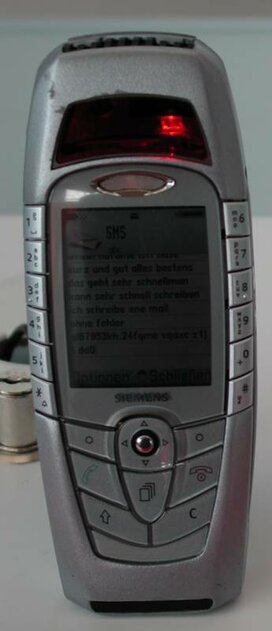 Техностальгия: Siemens SX1 с Symbian и клавиатурой-проектором. Это инновации, а не iPhone