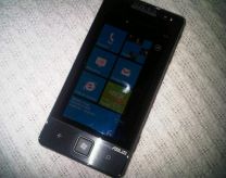 В Пакистане обнаружили WP7-смартфон Asus