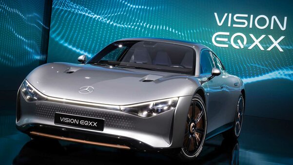 Mercedes представил электромобиль Vision EQXX: 1000 км и 47,5-дюймовый умный дисплей