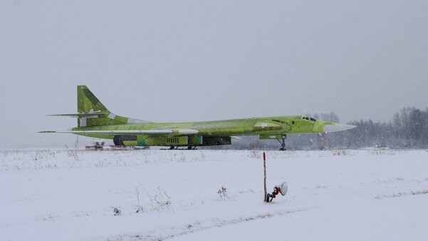 Фотосет дня: новый бомбардировщик Ту-160М совершил первый полёт