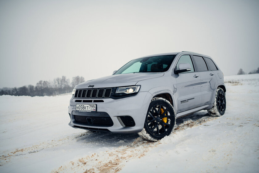 710 лошадей зимой! Тест-драйв Jeep Grand Cherokee Trackhawk