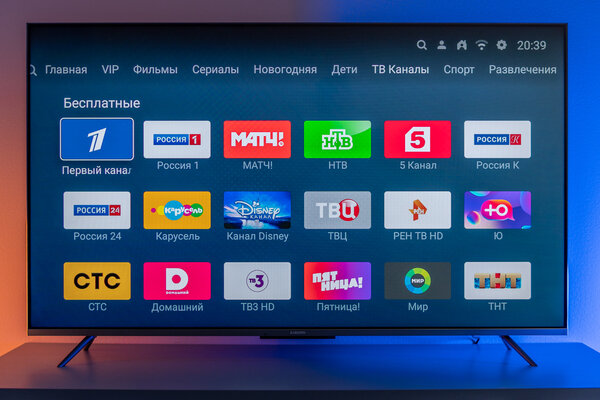 Xiaomi перешла на сторону Samsung. Обзор QLED-телевизора Mi TV Q1E — Оболочка и возможности Mi TV. 15