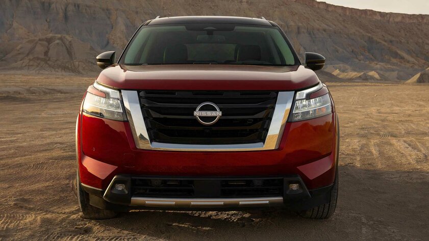 Nissan назвала цены на новый Pathfinder для России — кроссовер привезут уже в феврале