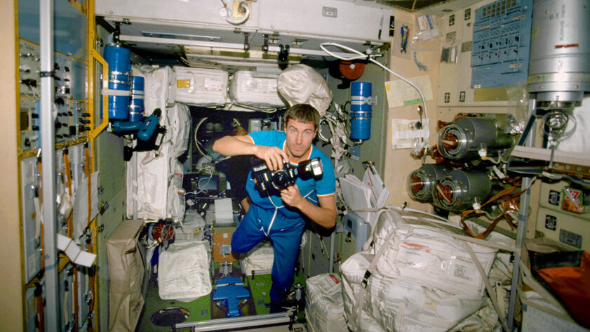 Ещё хотите стать космонавтом? 12 жутких сюрпризов, ожидающих на космической станции