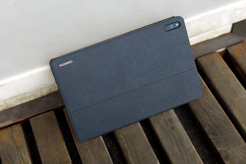 На что способен планшет за 20 тысяч рублей? Обзор Huawei MatePad 2022 — Клавиатура, стилус, мышь и уйма компромиссов. 2