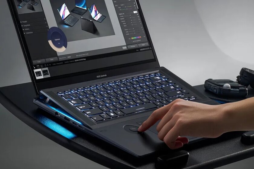 ASUS представила ноутбук с подымающейся клавиатурой и сенсорным колесом рядом с тачпадом