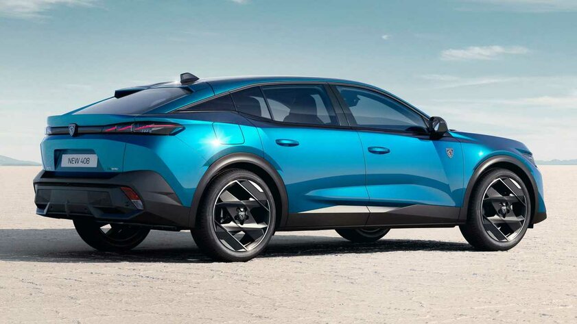 Необычная решётка, огромные экраны и стильный кузов: Stellantis представила Peugeot 408