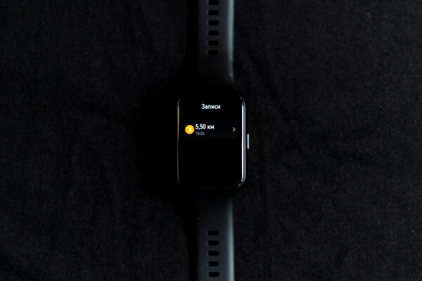 Лучшее от фитнес-браслетов и умных часов. Обзор Huawei Watch Fit 2 — Все для автономного занятия спортом. 1