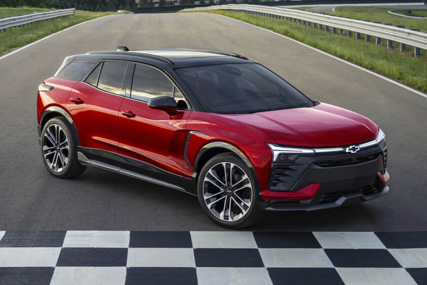 400 км запас хода, 565 лошадей и три варианта привода: Chevrolet показала электрический Blazer