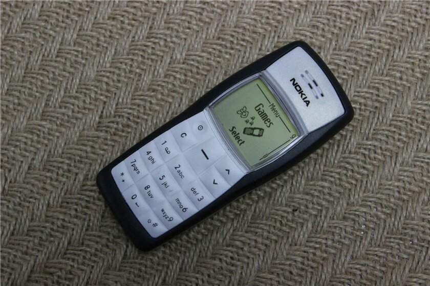 Они были у вас в семье. Популярнейшие телефоны 2000-х: почему покупали именно их — 2003 год: Nokia 1100. 1