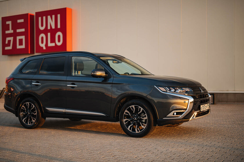 Старый конь, что борозды не портит. Тест-драйв Mitsubishi Outlander 2021