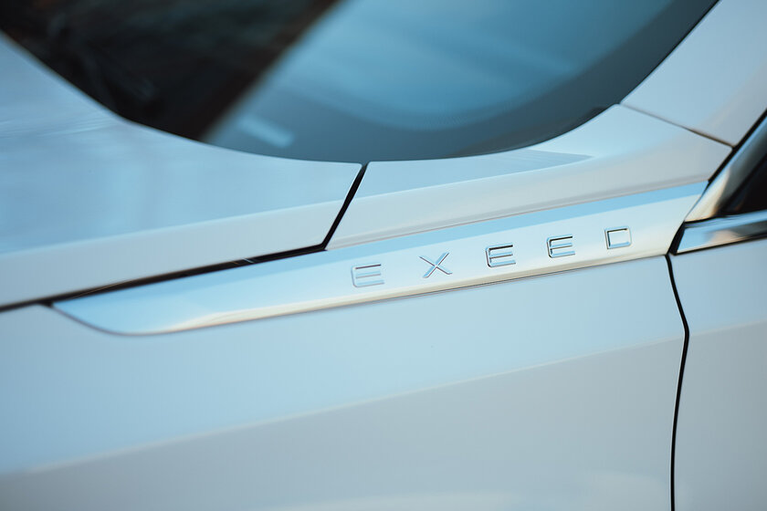 Тест-драйв Exeed VX. Самый большой и дорогой китайский премиум