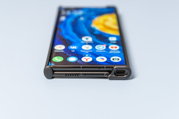Обзор Huawei Mate Xs 2: складные смартфоны становятся удобными — Внешний вид. 5