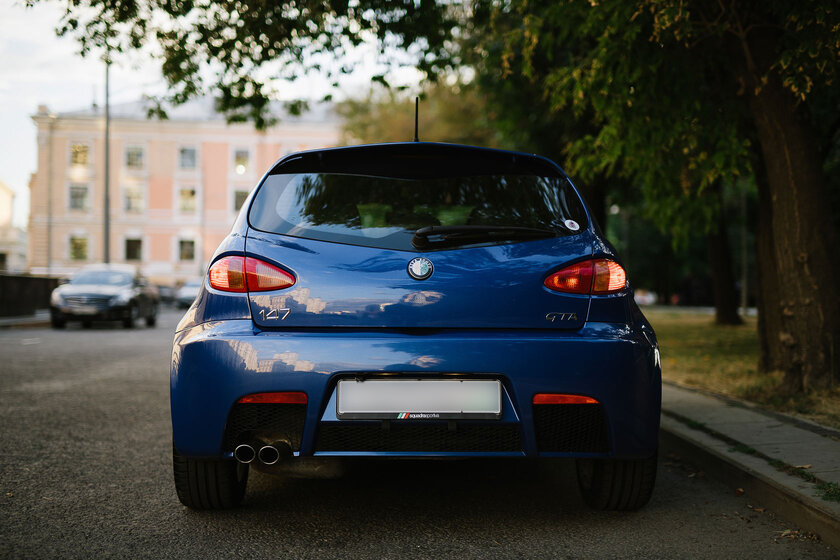 Итальянка из Японии в России. Каково сейчас владеть Alfa Romeo 147 GTA