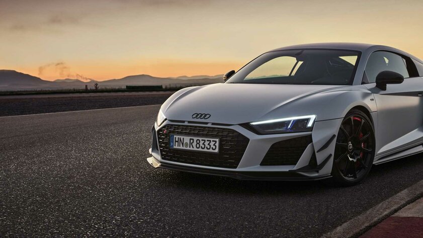 Audi представила последний автомобиль с V10: дальше будут только электрические спорткары