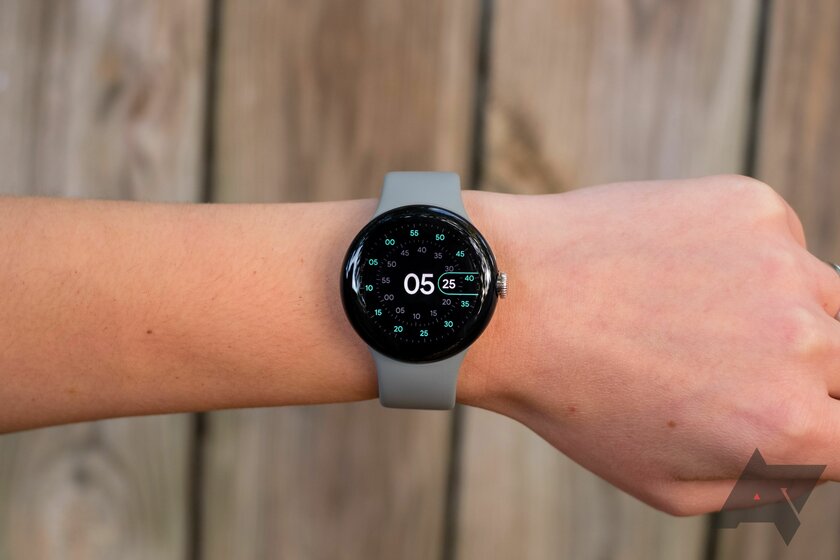 Обзор Pixel Watch: первые часы Google, от которых ждали революцию — Дизайн. 1