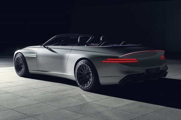 Genesis показал электрокабриолет X Convertible — концепт, который никогда не станет серийным