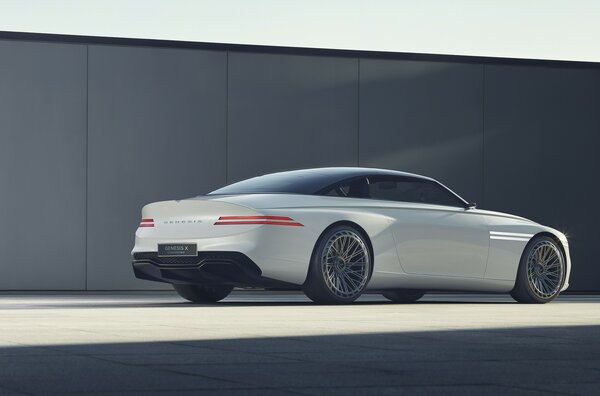 Genesis показал электрокабриолет X Convertible — концепт, который никогда не станет серийным