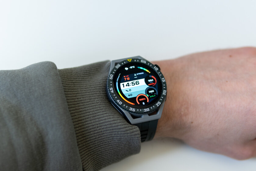 Обзор Huawei Watch GT 3 SE: оптимальная начинка в спортивном корпусе — Дизайн и эргономика. 5