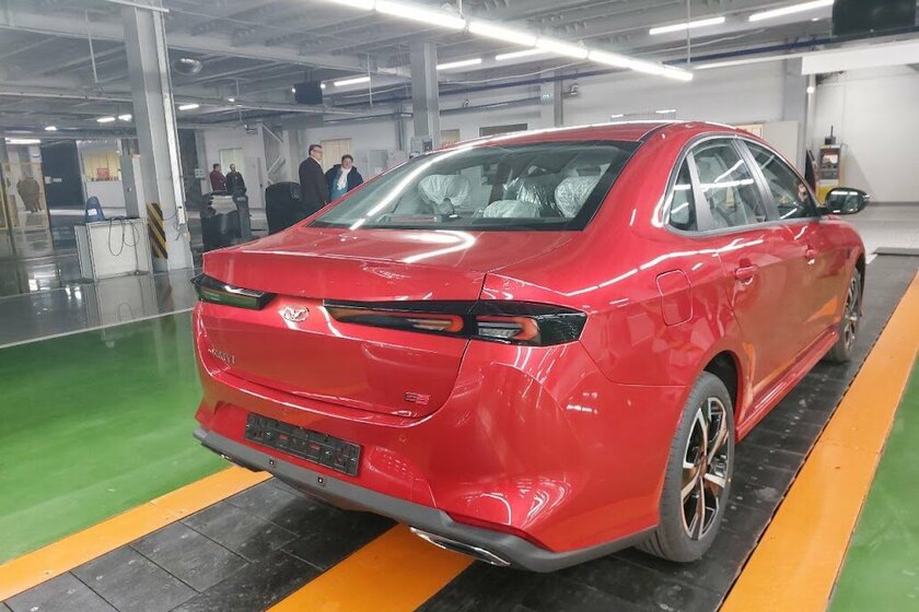 В России запустили производство нового китайского седана: ещё три кроссовера уже на подходе