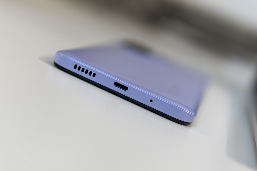 Xiaomi свернула не туда: обзор очень дешёвого Redmi 12C — Внешний вид. 3