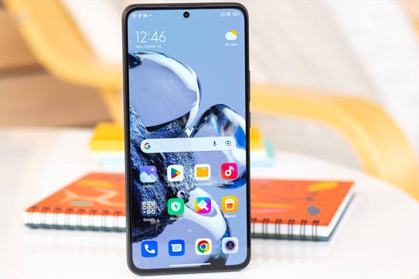 Рейтинг лучших смартфонов до 50 000 рублей: какой купить в апреле 2023 — 4. Xiaomi 12T Pro (8/128 ГБ). 2