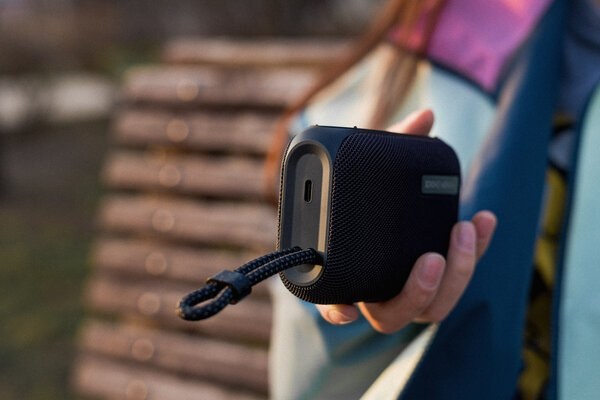 Обзор HONOR CHOICE Portable Bluetooth Speaker — приятное пополнение в экосистеме — Что снаружи. 4