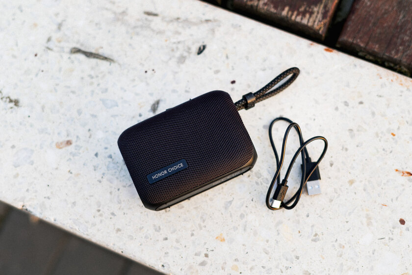 Обзор HONOR CHOICE Portable Bluetooth Speaker — приятное пополнение в экосистеме — Что внутри. 3