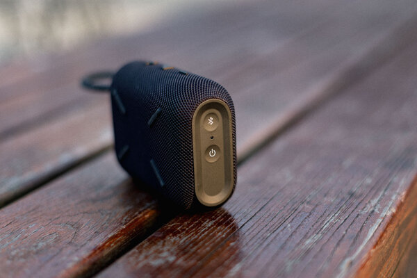 Обзор HONOR CHOICE Portable Bluetooth Speaker — приятное пополнение в экосистеме — Что снаружи. 7