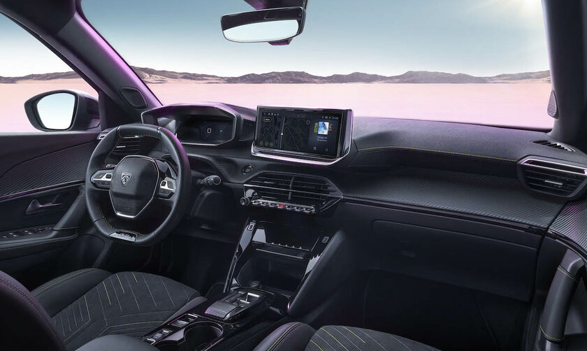 Обновленный Peugeot 2008 получил более мощную и дальнобойную электрическую версию