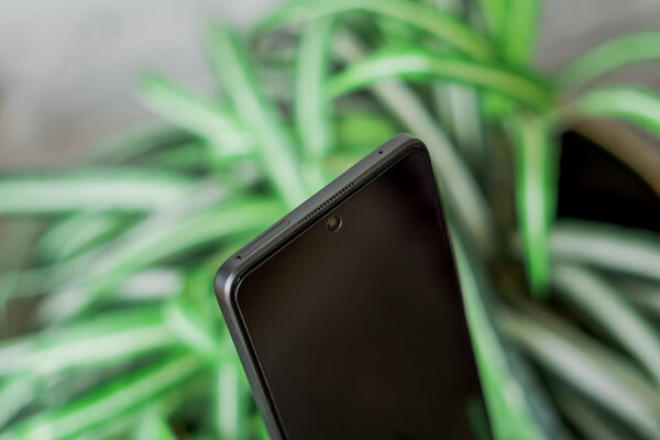 Один из немногих смартфонов, которым хочется пользоваться без чехла. Обзор Huawei nova 11i — Внешний вид. 5