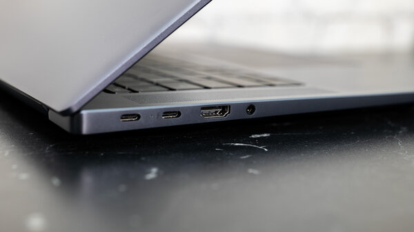 Обзор Huawei MateBook 16s: в одной модели собрали лучшее из всех остальных — Внешний вид и разъемы. 3